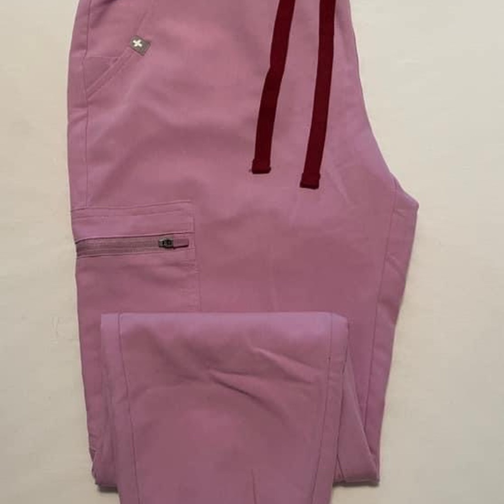 FIGS scrubs size small